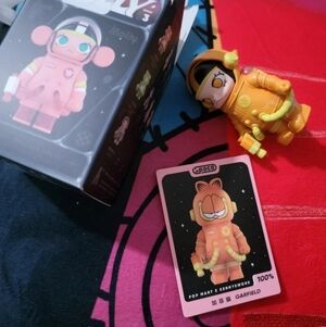 Space Molly Series 3- Garfield